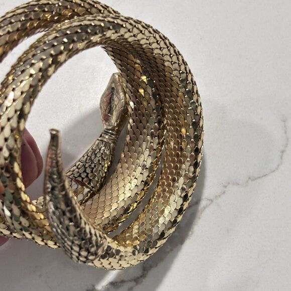 Vintage Whiting & Davis Gold Tone Mesh Snake Coil Wrap Bracelet Serpent Arm Cuff - Picture 9 of 15